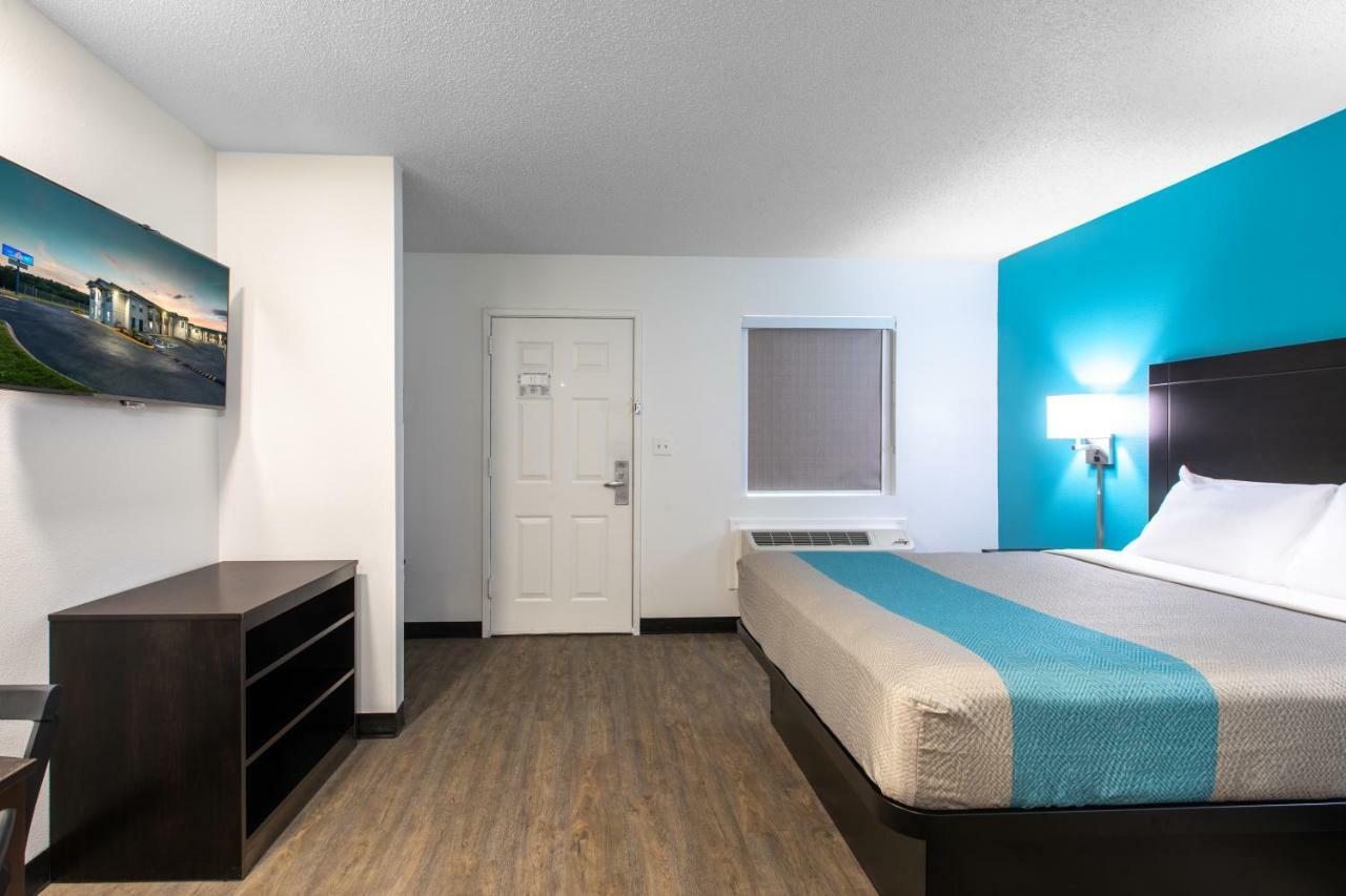 Motel 6-Greenville, Sc - I-85 Near Downtown ภายนอก รูปภาพ