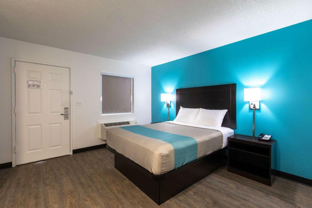 Motel 6-Greenville, Sc - I-85 Near Downtown ภายนอก รูปภาพ